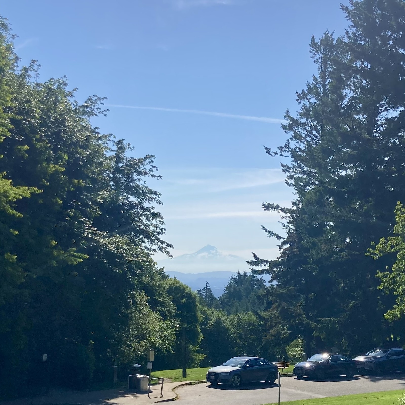 Slightly hazy day but clear. Yes there is a mountain.